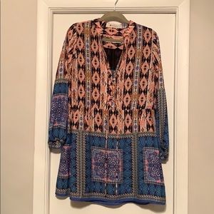 Flowy long sleeve patterned dress
